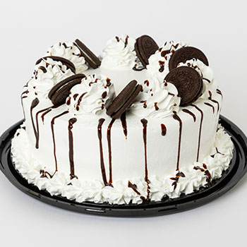 Eight-inch round ice cream cake, topped with Oreo® cookies and chocolate fudge drizzle.